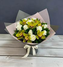 Букет цветов из:  Орхидеи и Розы в Зеленоградский Пушкинского района