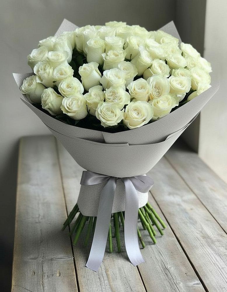 Букет 35 Белых роз в Зеленоградский Пушкинского района