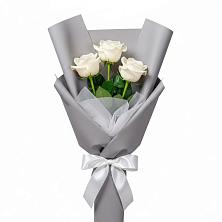 Букет 3 белые розы в Зеленоградский Пушкинского района