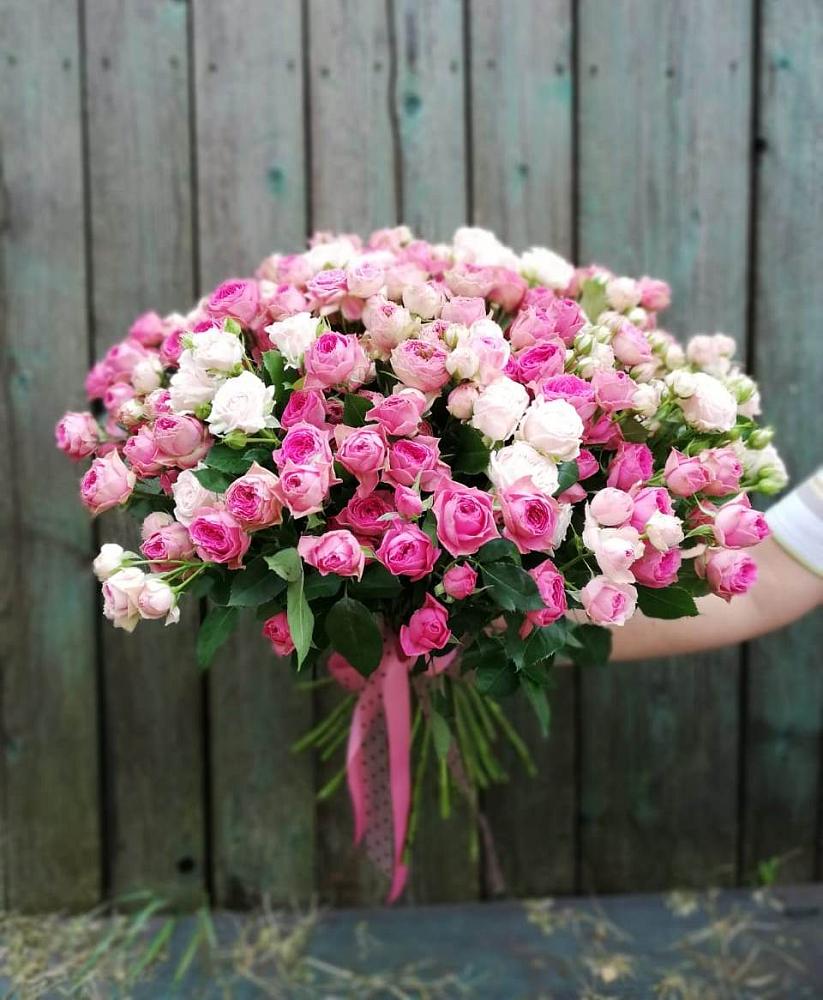 Букет Розовые кустовые розы Натали и Лав Лидия в Зеленоградский Пушкинского района