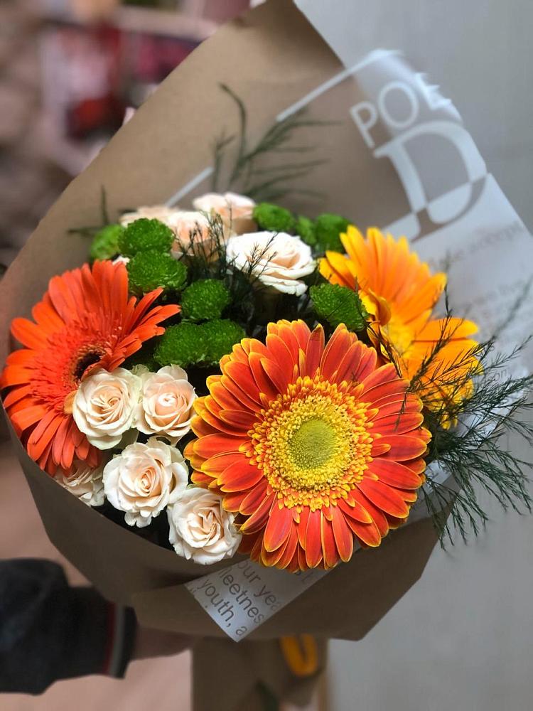 Букет цветов из: Герберы, Хризантемы и Розы в Зеленоградский Пушкинского района