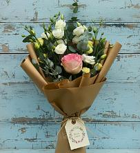 Букет цветов из:  Розы и Лизиантусы в Зеленоградский Пушкинского района