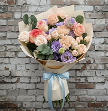 Букет цветов из:  Розы, Лизиантусы и Гвоздики #REPLACE_PRED# Зеленоградский Пушкинского района